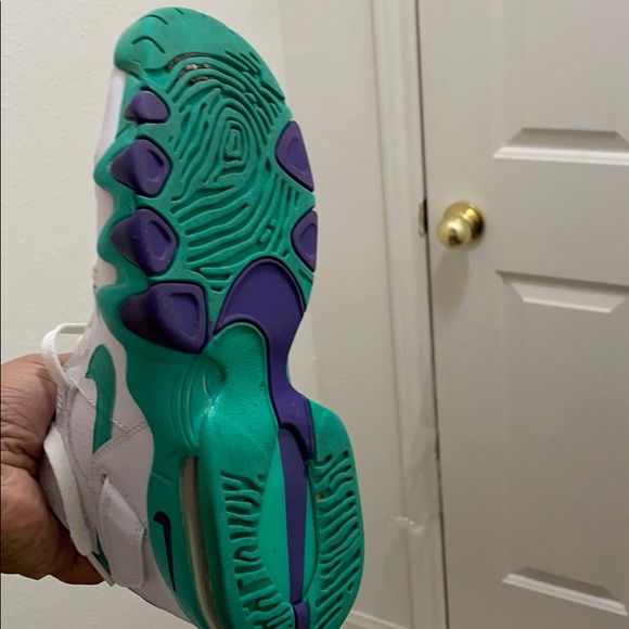 Exclusive - Picture 3 of 4